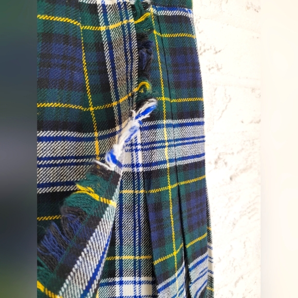 Vintage Celtic Wool Midi Length Kilt - Green & Blue Plaid, UK made. - Picture 3 of 7